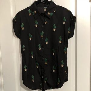 Black cactus collars shirt